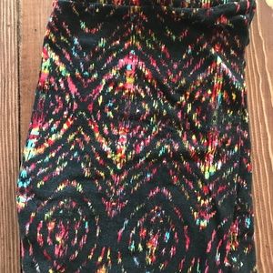 Lularoe* TC leggings* Black background*gently worn